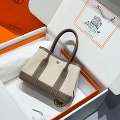 GARDEN PARTY 23CM IN WHITE TOILETS COTTON CANVAS AND TAUPE CALFSKIN