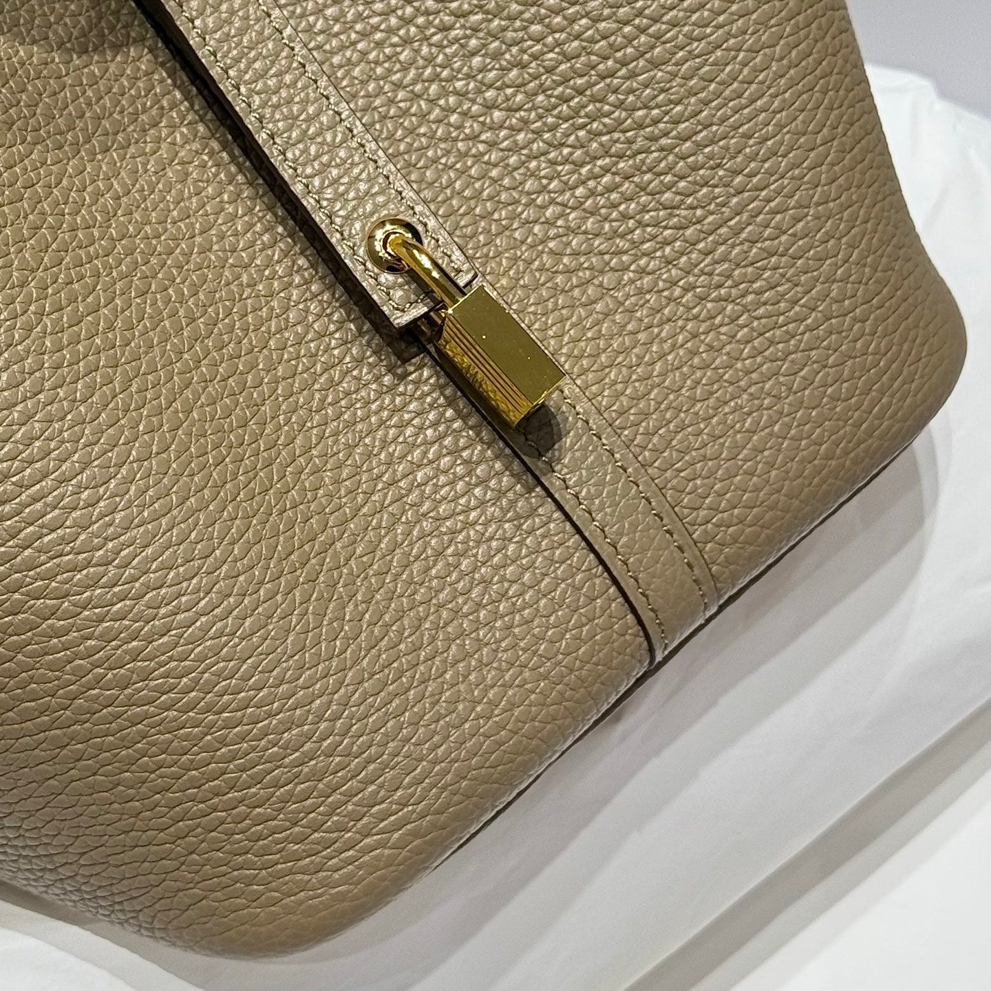 HERMES 25S PICOTIN LOCK 22 IN TAN BROWN CALFSKIN GOLD HARDWARE