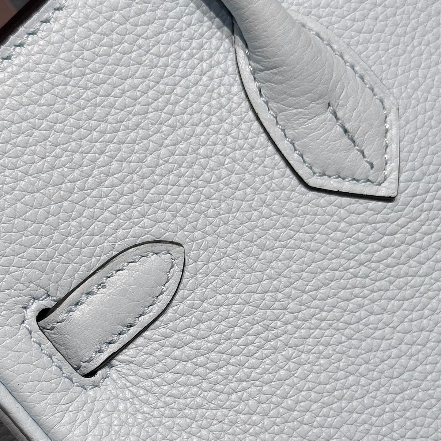 HERMES 25S MEDIUM BIRKIN 25 IN CLOUD BLUE CALFSKIN SILVER HARDWARE