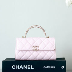 CHANEL 25S KELLY IN PASTEL PINK LAMBSKIN WITH GOLD HARDWARE