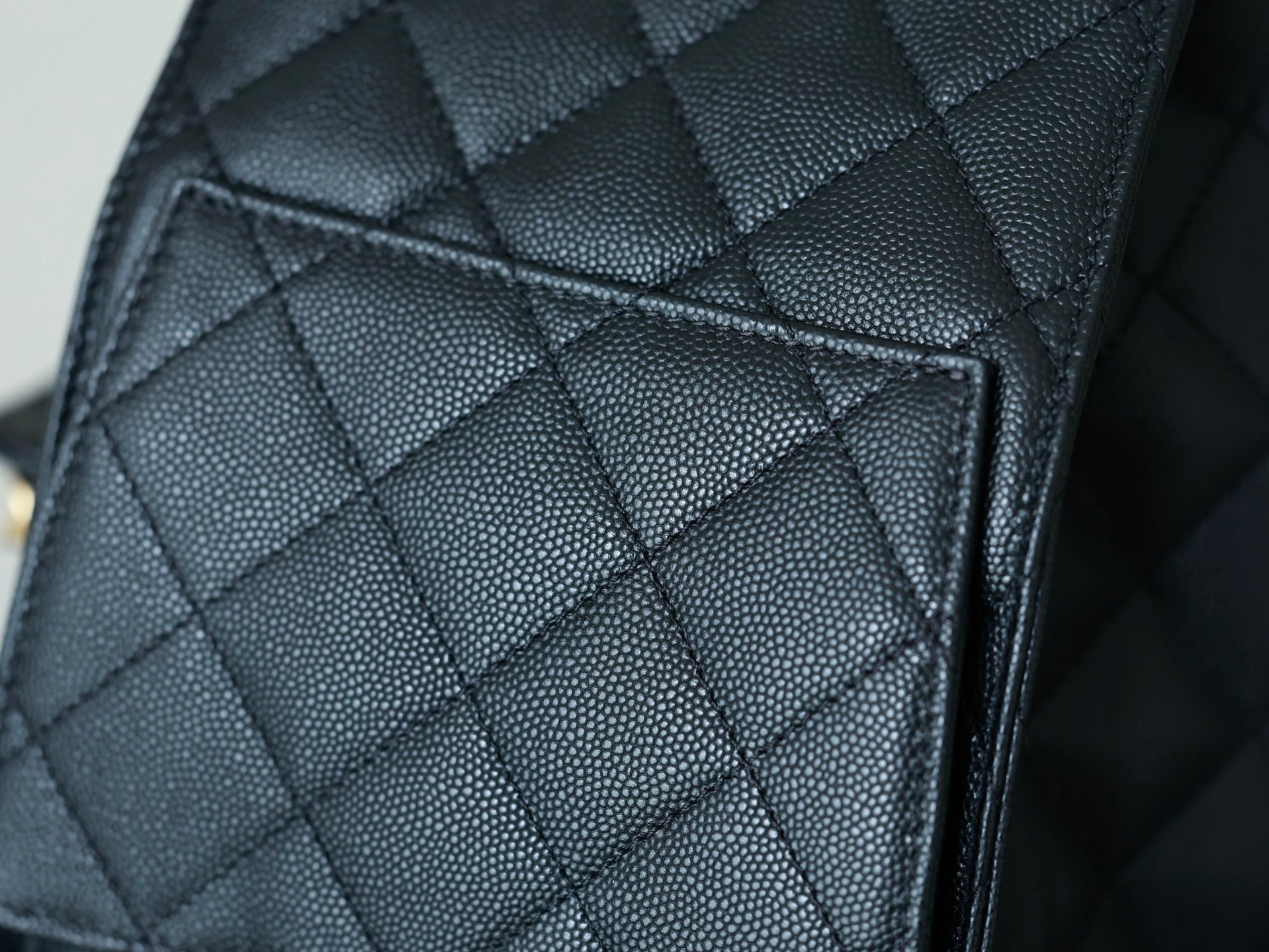 CHANEL 25S HOBO BAG 40 CM IN BLACK LAMBSKIN WITH GOLD HARDWARE