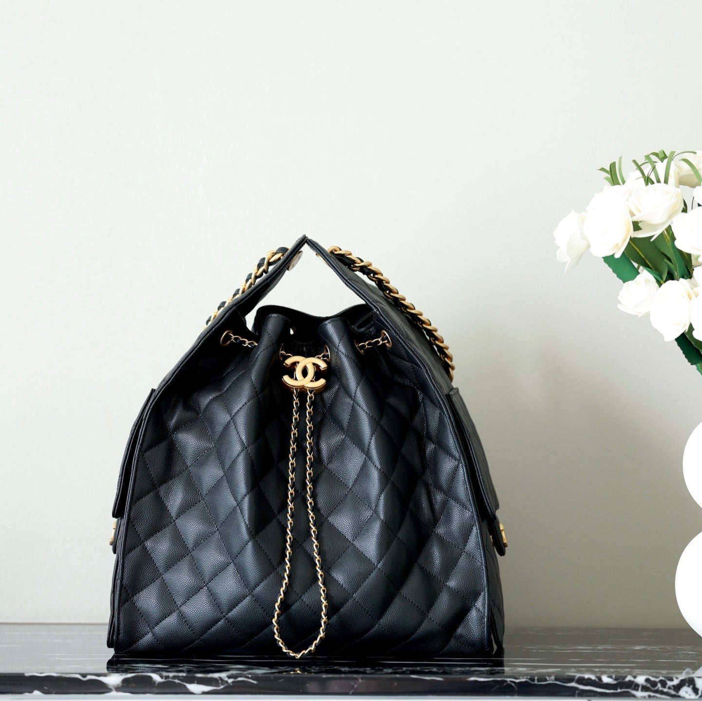 CHANEL 25S HOBO BAG 40 CM IN BLACK LAMBSKIN WITH GOLD HARDWARE