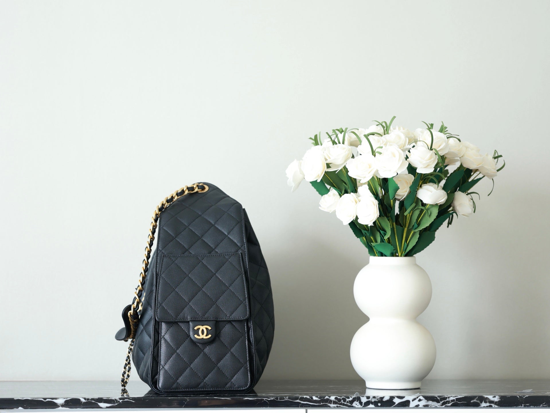 CHANEL 25S HOBO BAG 40 CM IN BLACK LAMBSKIN WITH GOLD HARDWARE