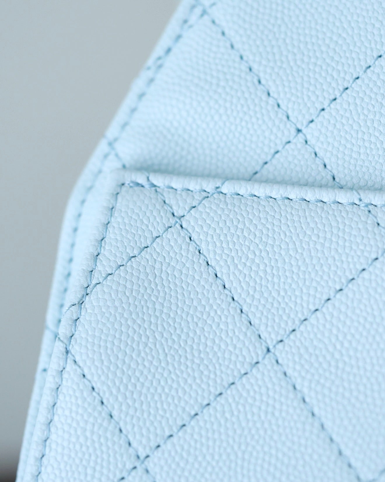 CHANEL 25S HOBO BAG 30 CM IN PASTEL BLUE LAMBSKIN WITH GOLD HARDWARE