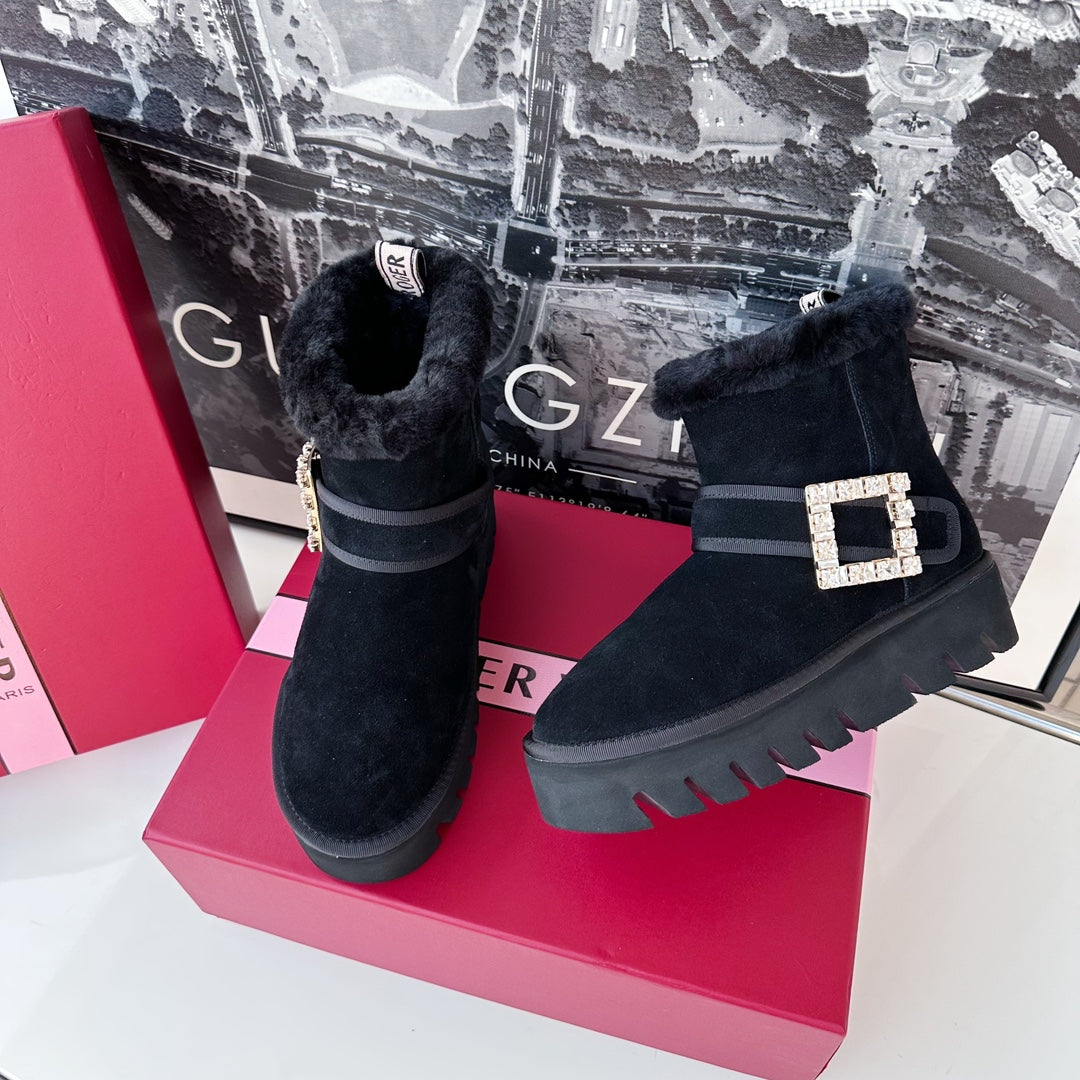 VIV' WINTER FUR STRASS BUCKLE ANKLE BOOTS IN BLACK SUEDE