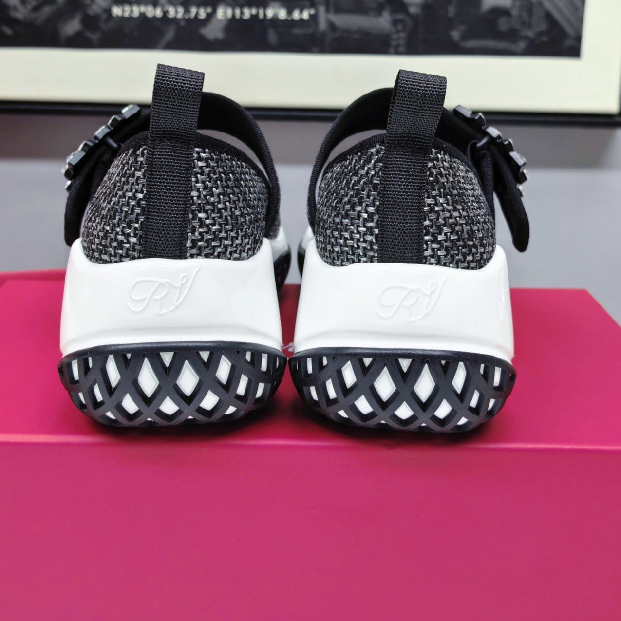 VIV' RUN BABIES SNEAKERS IN BLACK LUREX