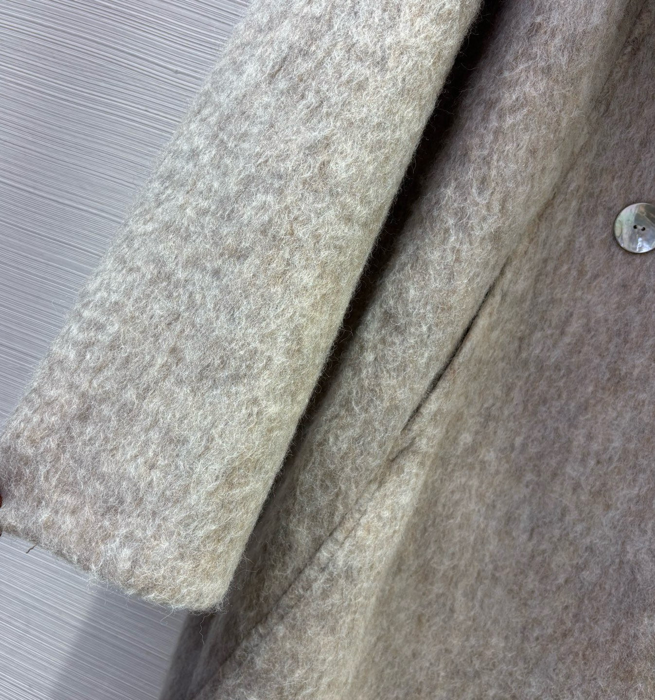 MAX MARA 25S DOUBLE-SIDED CASHMERE COAT WITH FOX FUR COLLAR 171