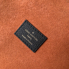 LOW KEY CABAS MM BAG 47 IN BLACK GRAINED CALFSKIN