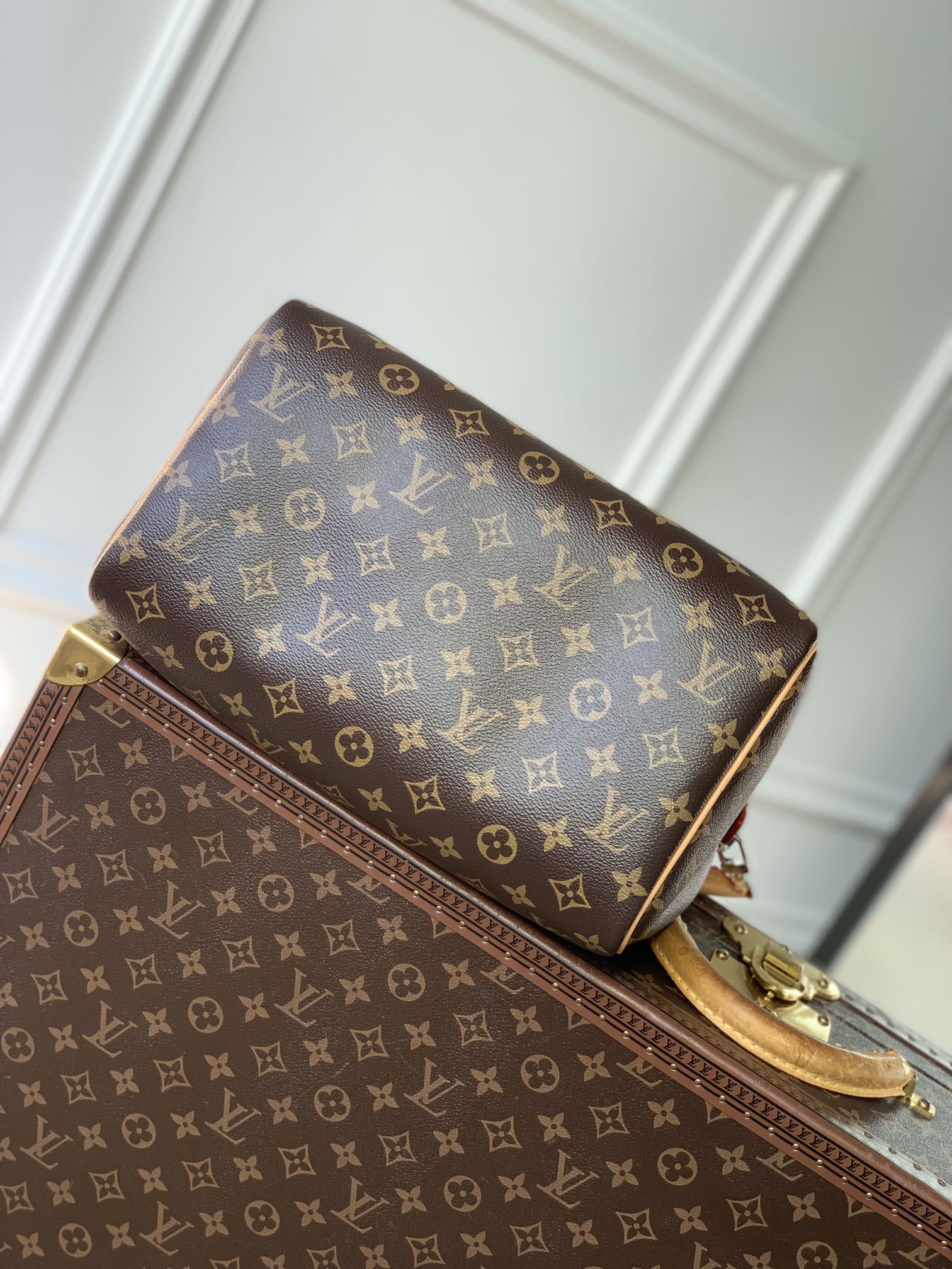 SPEEDY SOFT CRAFTY 30 IN BROWN LV MONOGRAM CALFSKIN RED TAG