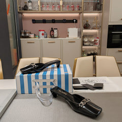 PRA SQUARE TOE MULES BLACK CALFSKIN WITH CHAIN