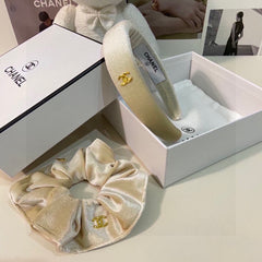 WHITE VELVET HAIRBAND 124630