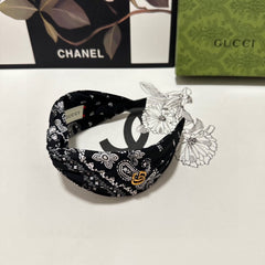 HAIRBAND IN BLACK MIX WHITE PATTERN FABRIC 299345
