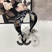 HAIRBAND IN BLACK MIX WHITE PATTERN FABRIC 299345