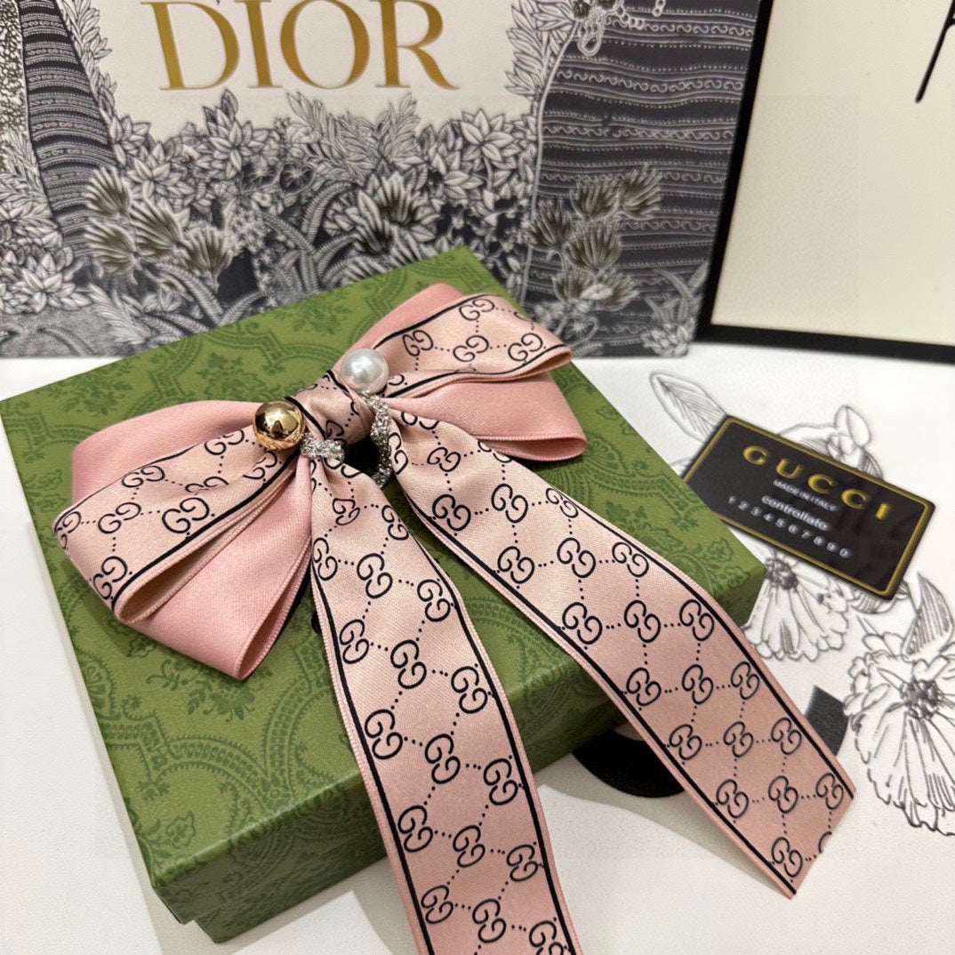 RIBBON BOW HAIR CLIP IN BABY PINK RE-NYLON ATTACHED PEARL 358259