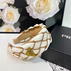 BRAIDED HEADBAND IN WHITE AND CIDER BROWN TRIM FABRIC 381460