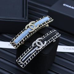 CHANEL 25P LEATHER-THREADED HAIR CLIP