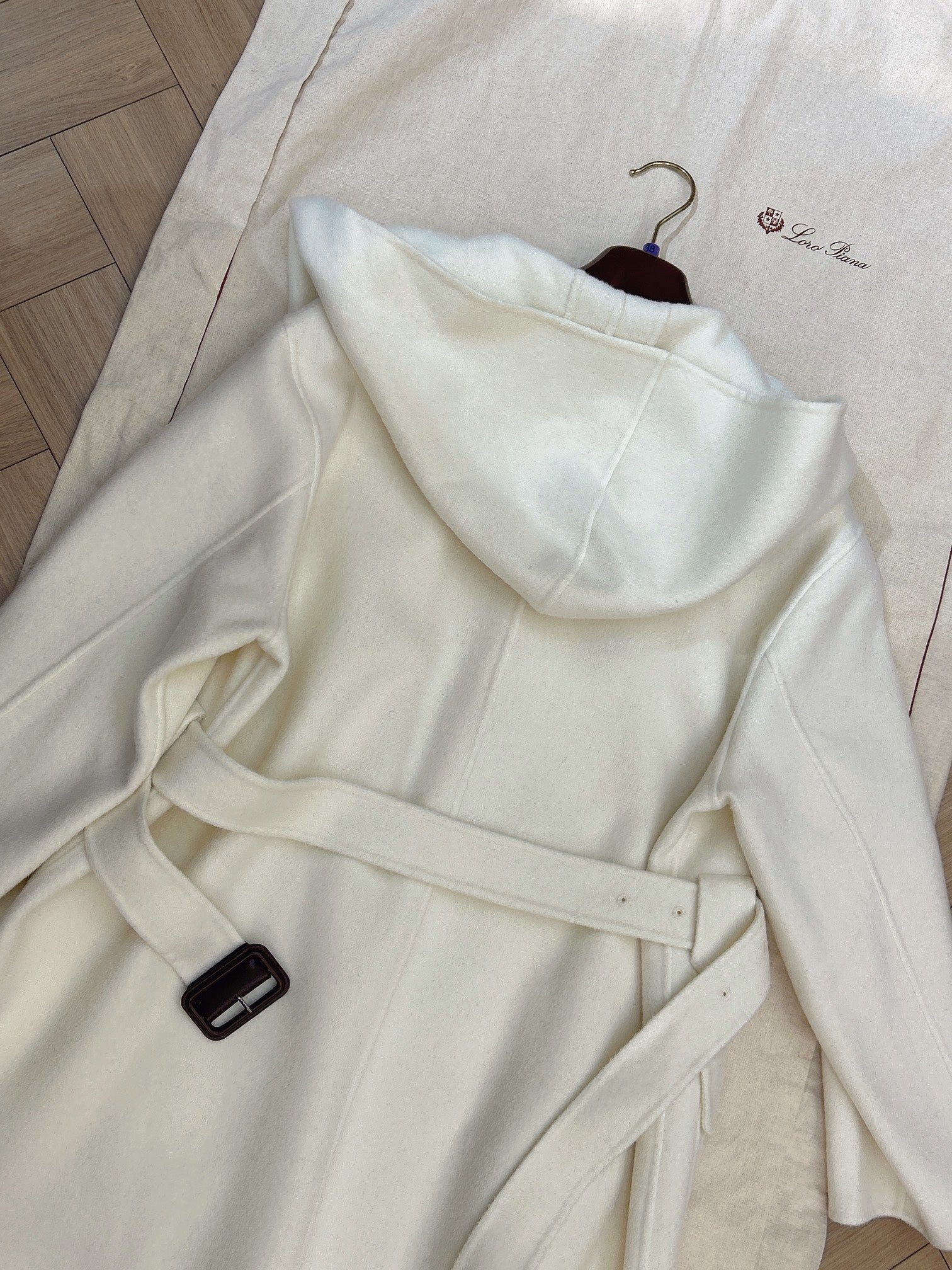 LP COAT STYLE 226