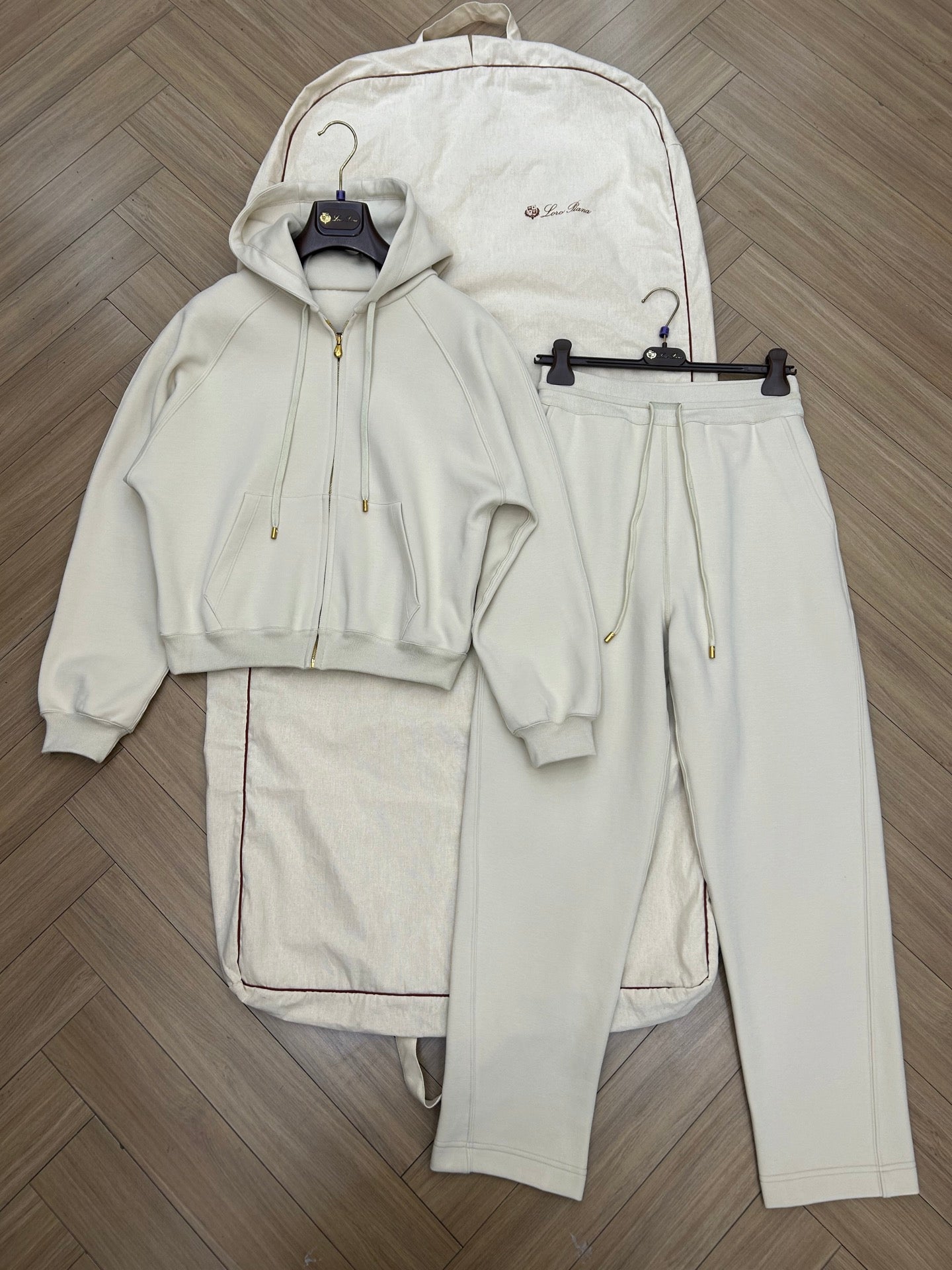 LP 26S SPORTSWEAR SET 593