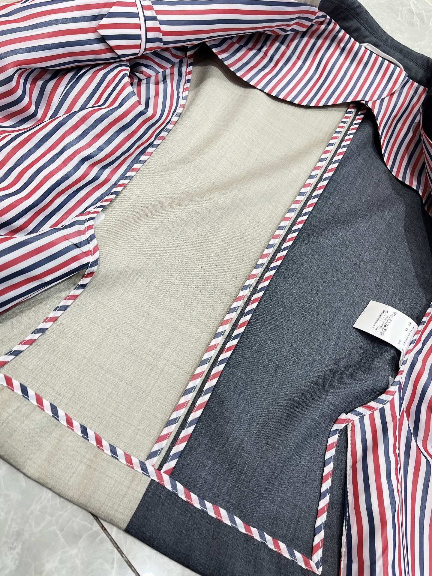 THOM 26S BLAZER STYLE 106