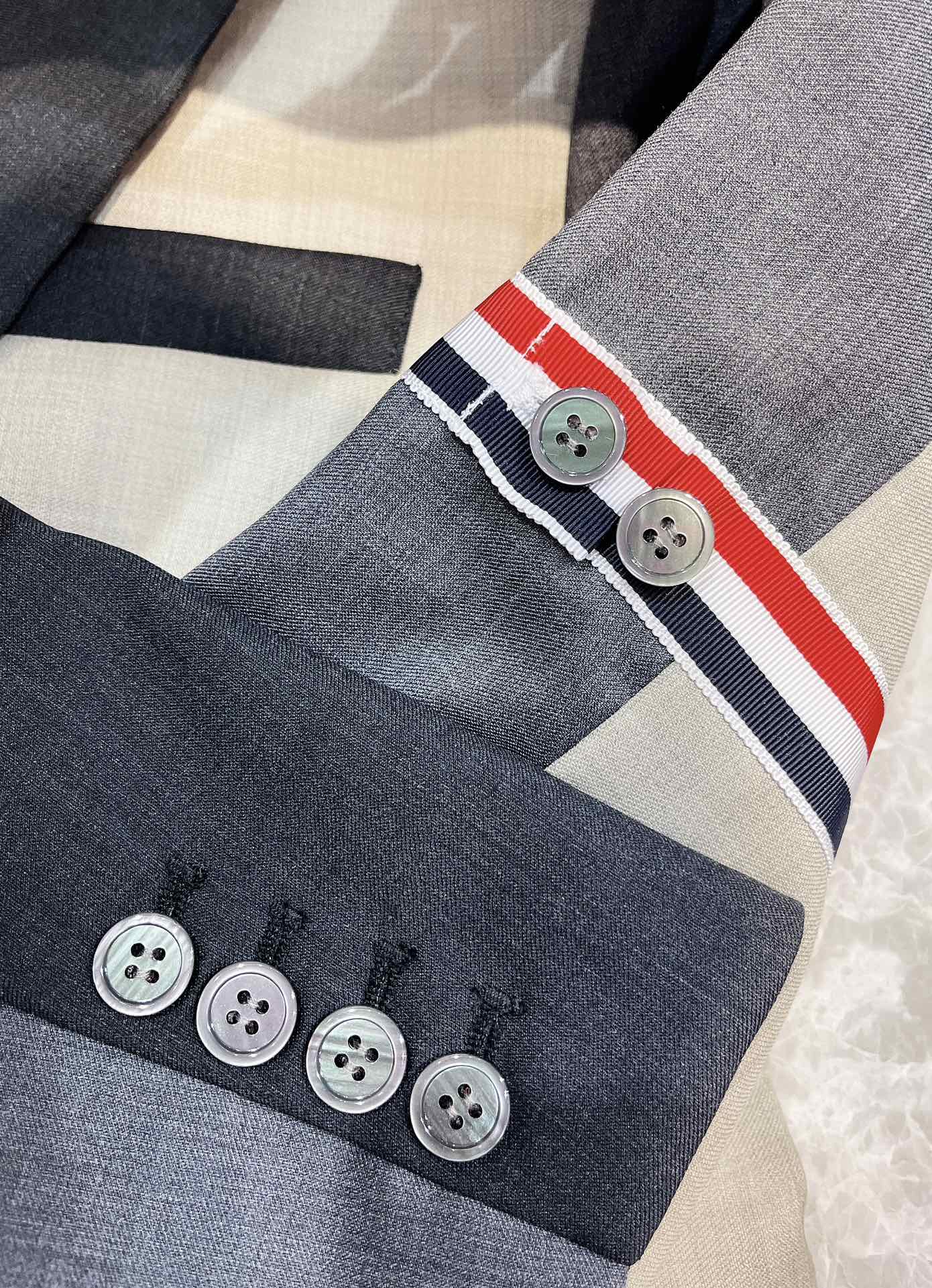 THOM 26S BLAZER STYLE 106