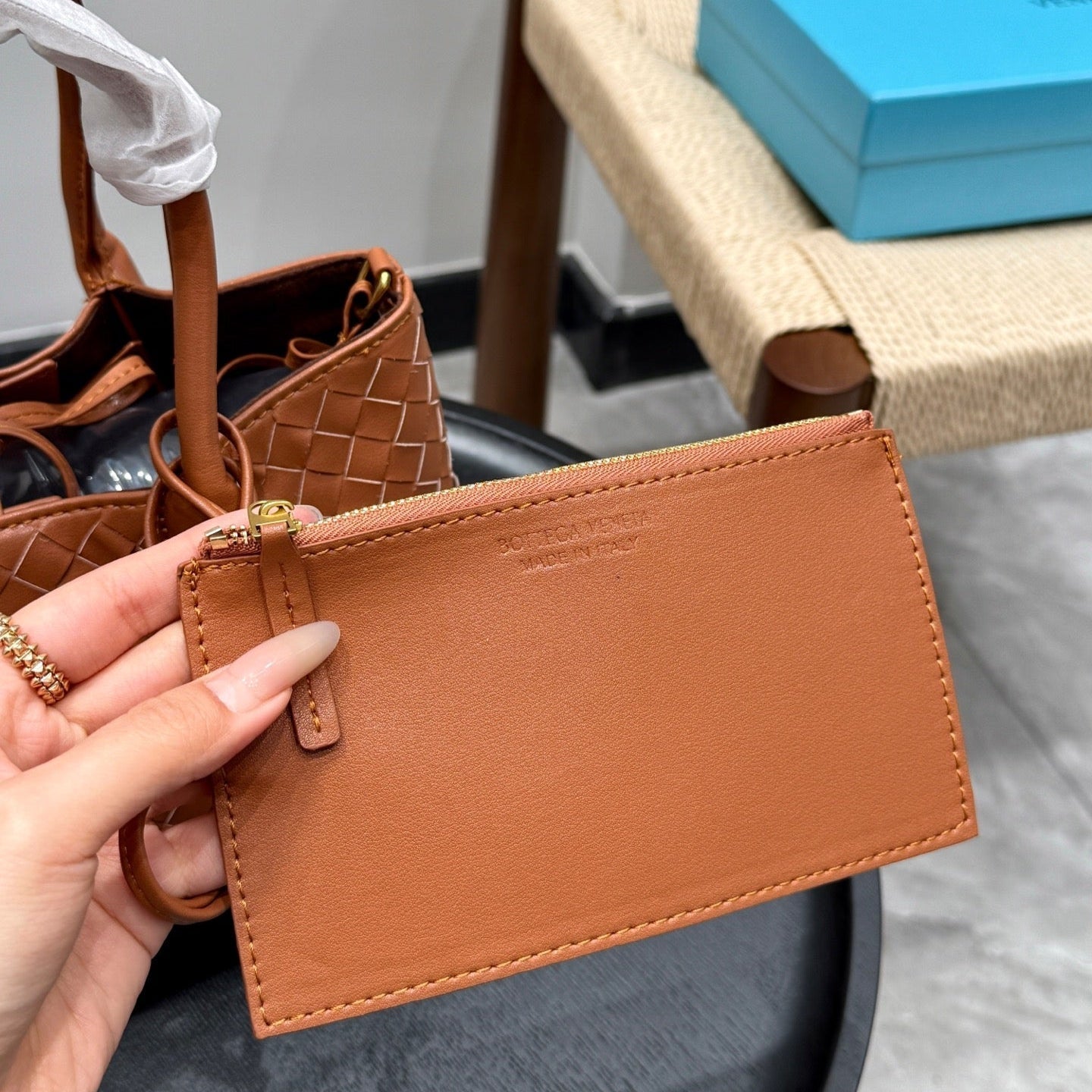 SMALL PINACOTECA TOTE BAG 25 IN RUST BROWN CALFSKIN