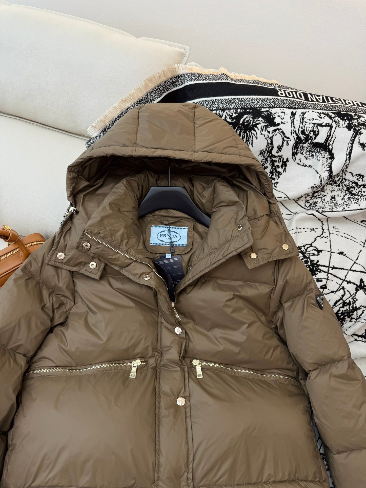 PRADA PUFFER JACKET STYLE 41