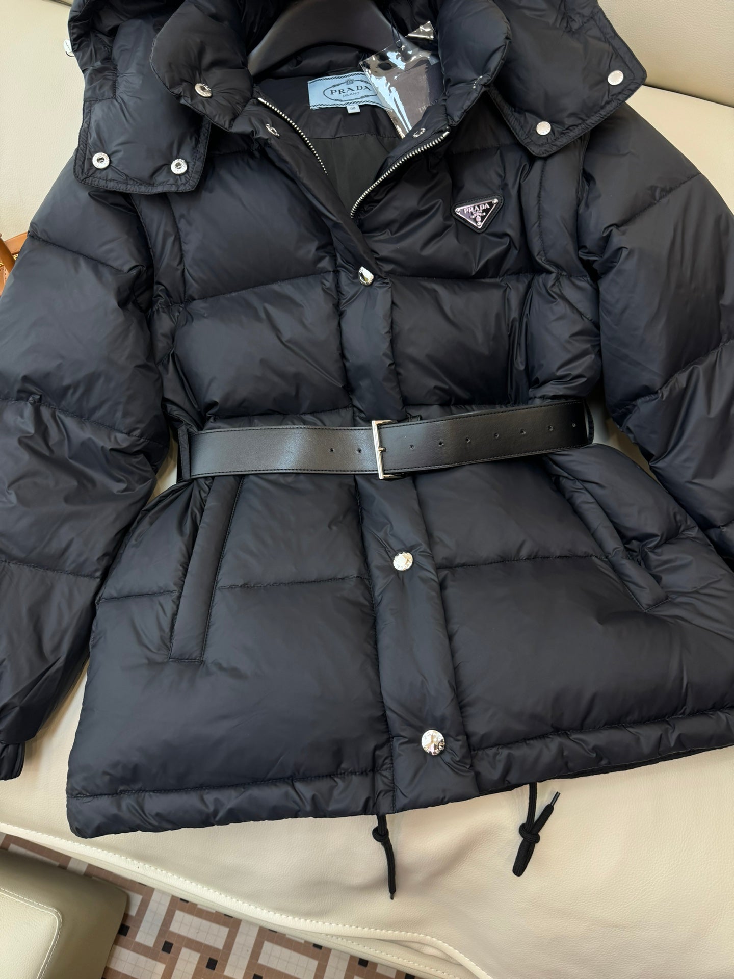 PRADA 25S DOWN COAT 312