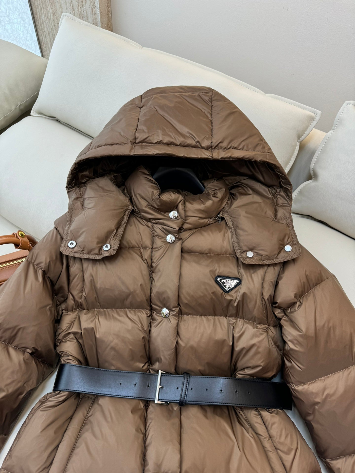PRADA 25S DOWN COAT 311