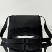 DOWNTOWN S CROSSBODY BAG 30 IN BLACK SOFT LAMBSKIN