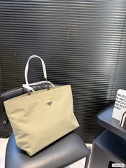 LARGE TOTE BAG 38 IN BAJA WHITE RE-NYLON