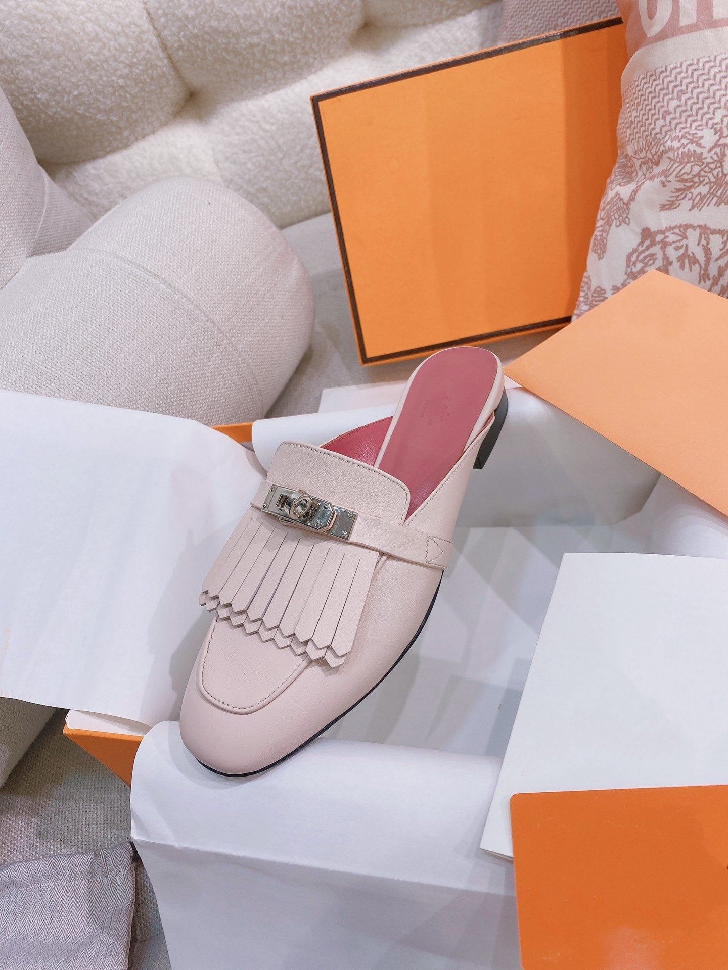 0Z Mule Fringed Light Pink