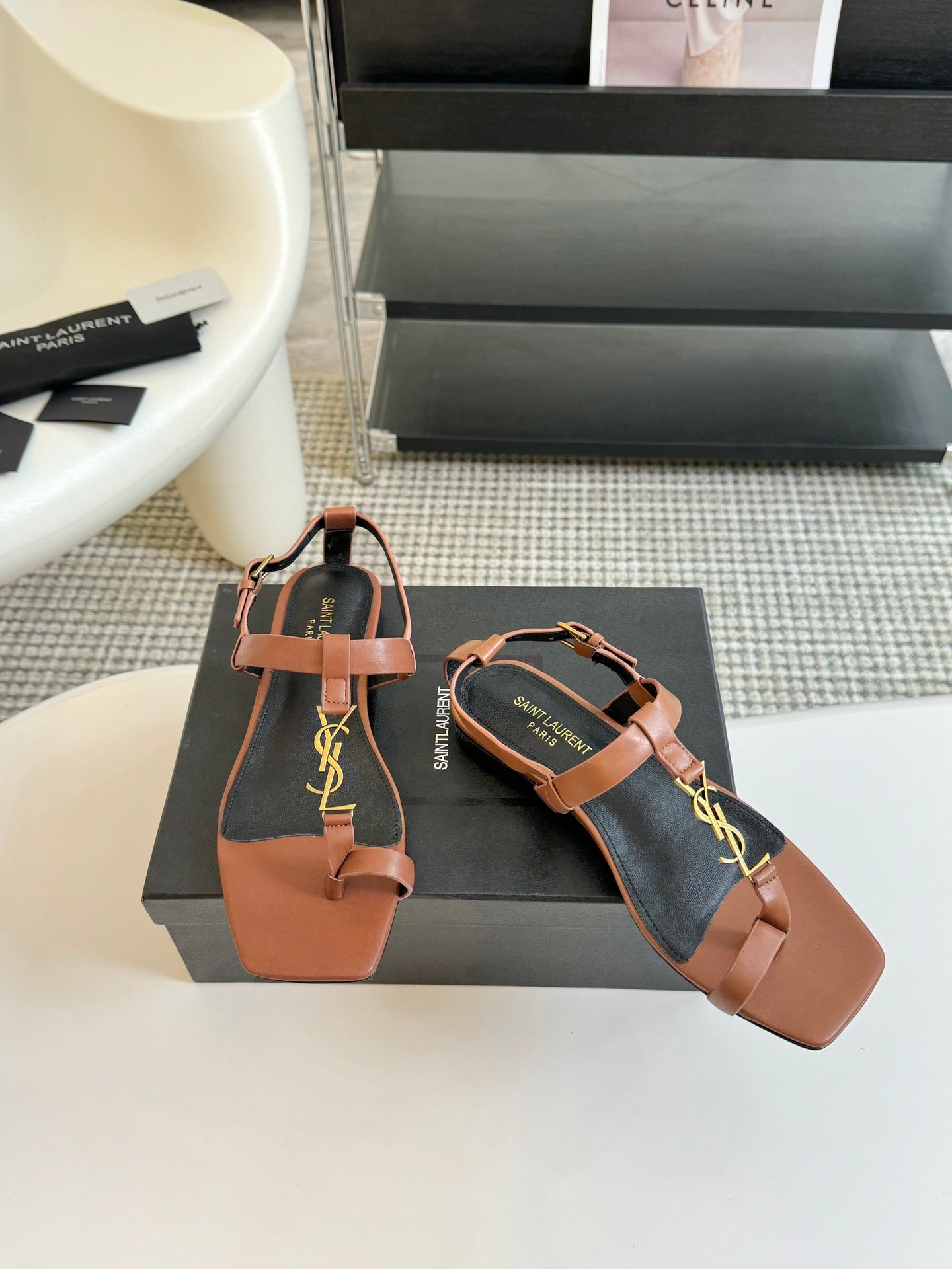 SL Cassandra Flat Sandals Black Tan Leather