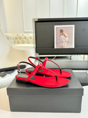 SL CRYSTAL T-STRAP FLAT SANDAL RED SATIN