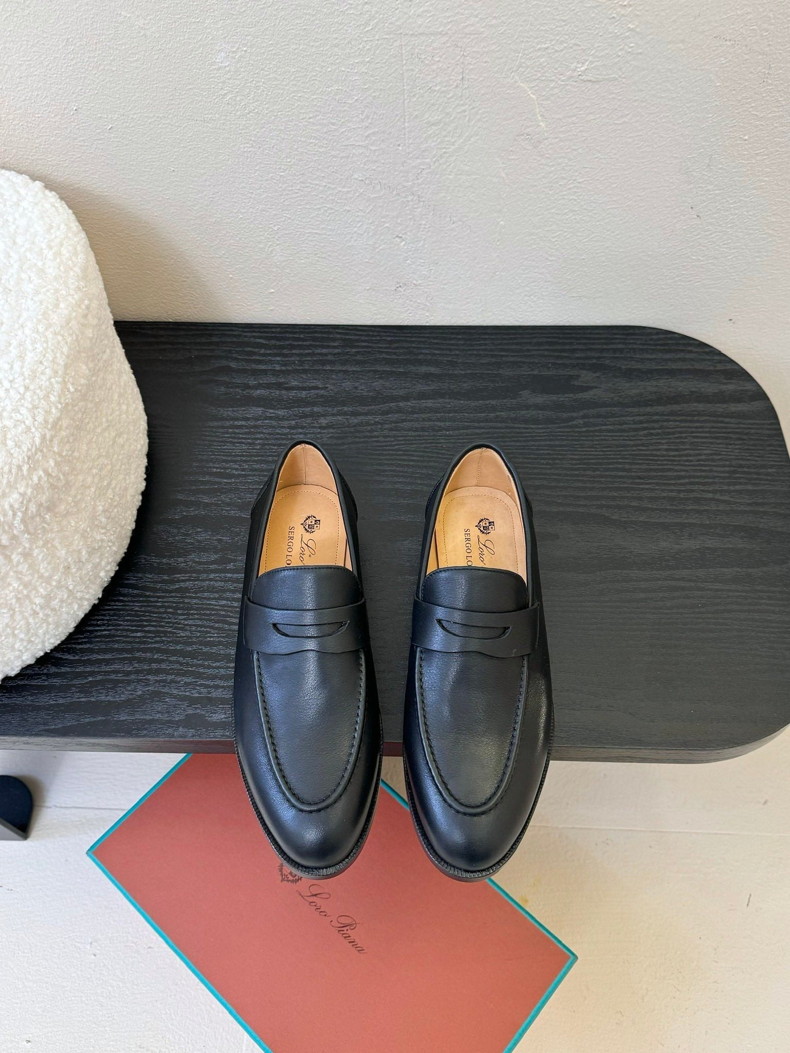 LOAFERS IN BLACK LAMBSKIN