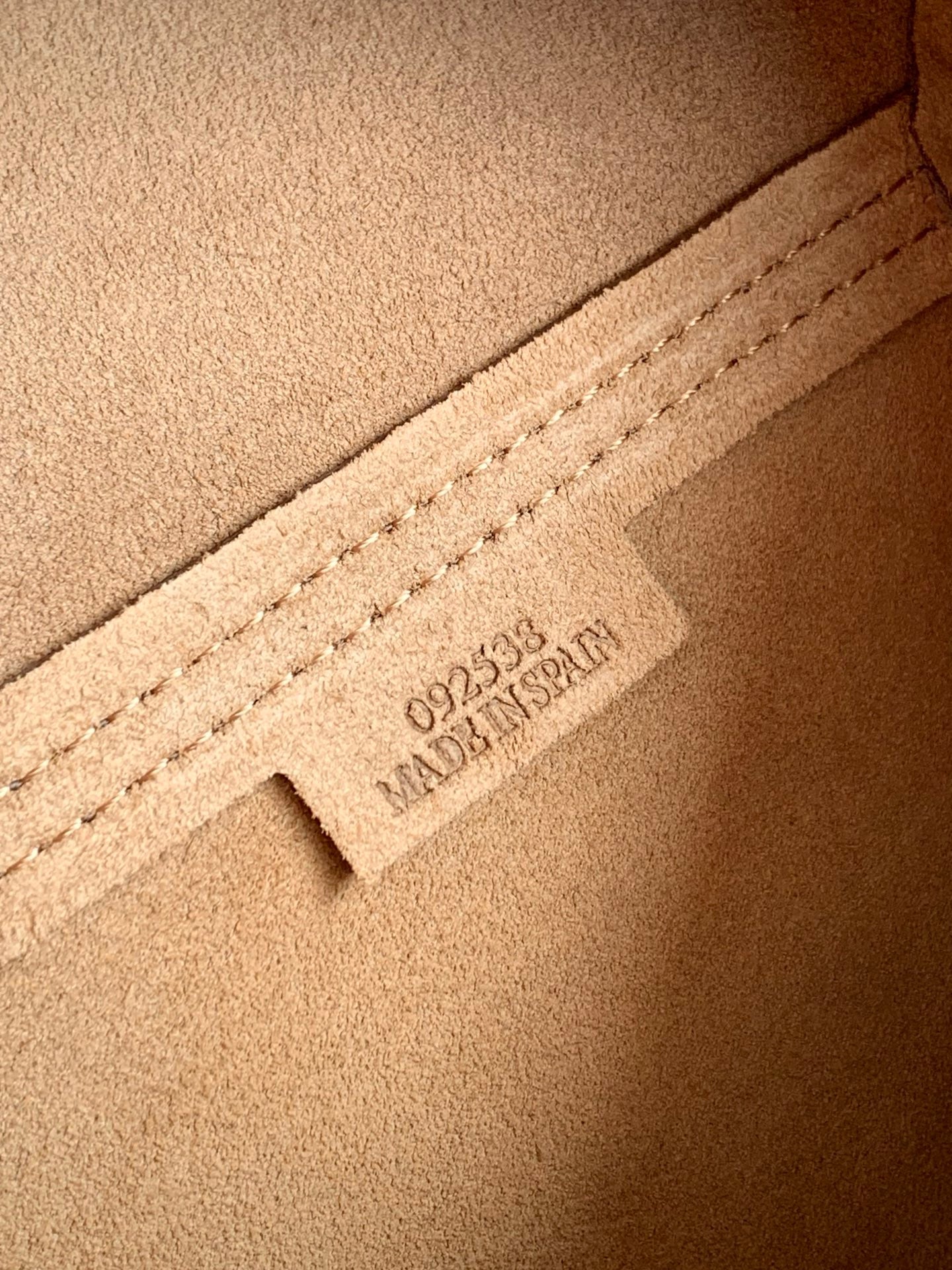 LOEWE 25S PUZZLE FOLD BAG 31 IN TAUPE NAPPA COWHIDE LEATHER