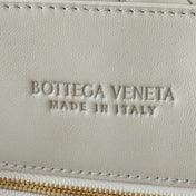 BOTTEGA VENETA 25S LARGE ANDIAMO 42 IN IVORY CALFSKIN GOLD HARDWARE