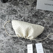 BOTTEGA VENETA 25S DUSTBAG NOTTE 33 IN IVORY CALFSKIN GOLD HARDWARE