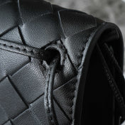 BOTTEGA VENETA 25S ANDIAMO POUCH 19 IN BLACK CALFSKIN GOLD HARDWARE