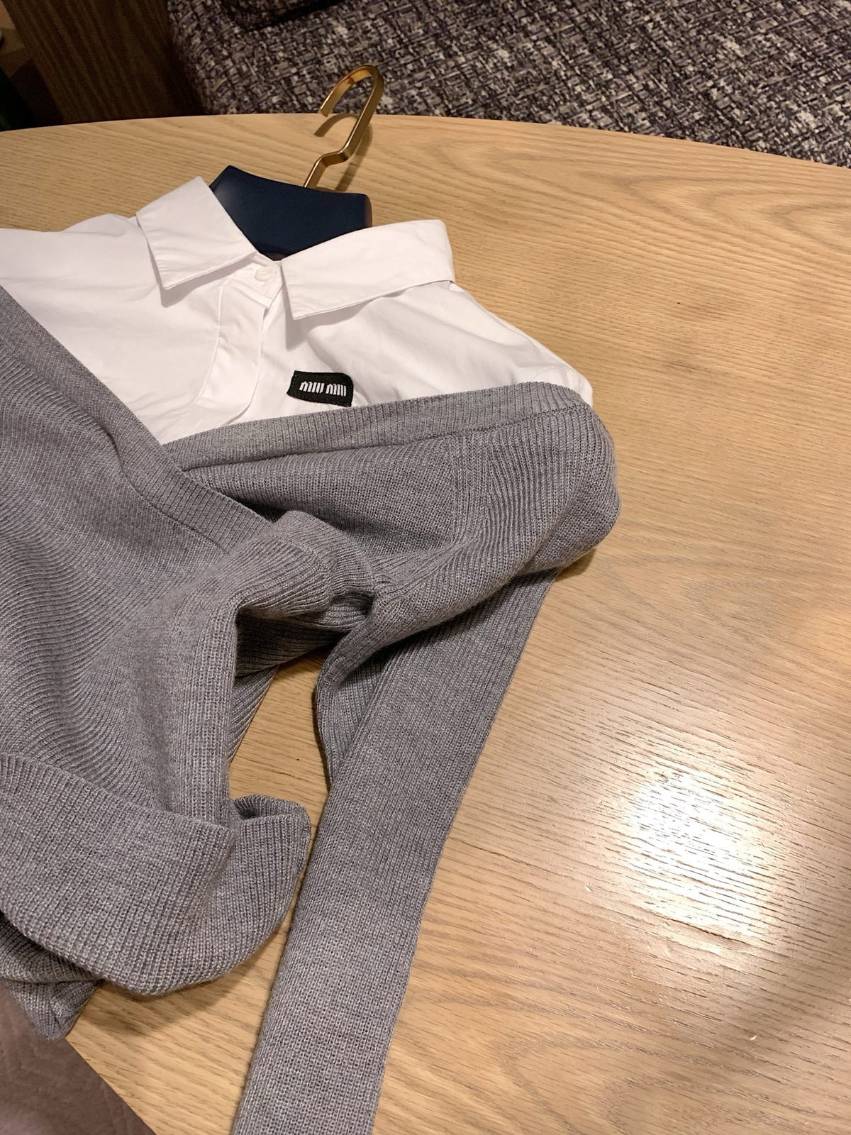 MIUMIU TWO-PIECE COLLARED KNIT SET STYLE 445