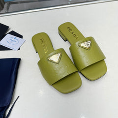 PRA SAFFIANO PATENT SLIDES OSTRICH MOTIF PEAR CALFSKIN