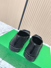 BOTTEGA VENETA 26S LOAFERS IN BLACK INTRECCIATO CALFSKIN