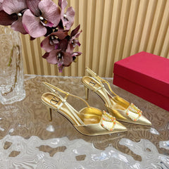 VLOGO SIGNATURE SLINGBACK PUMP 80 MM IN GOLD CALFSKIN
