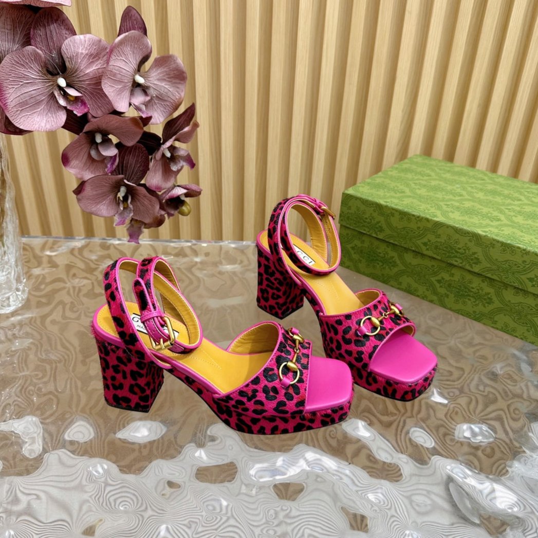 HORSEBIT HIGH-HEEL SANDAL WITH LEOPARD PRINT IN MAGENTA PINK VELVET AND CALFSKIN LINING