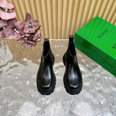 FIREMAN ANKLE BOOT IN BLACK CALFSKIN