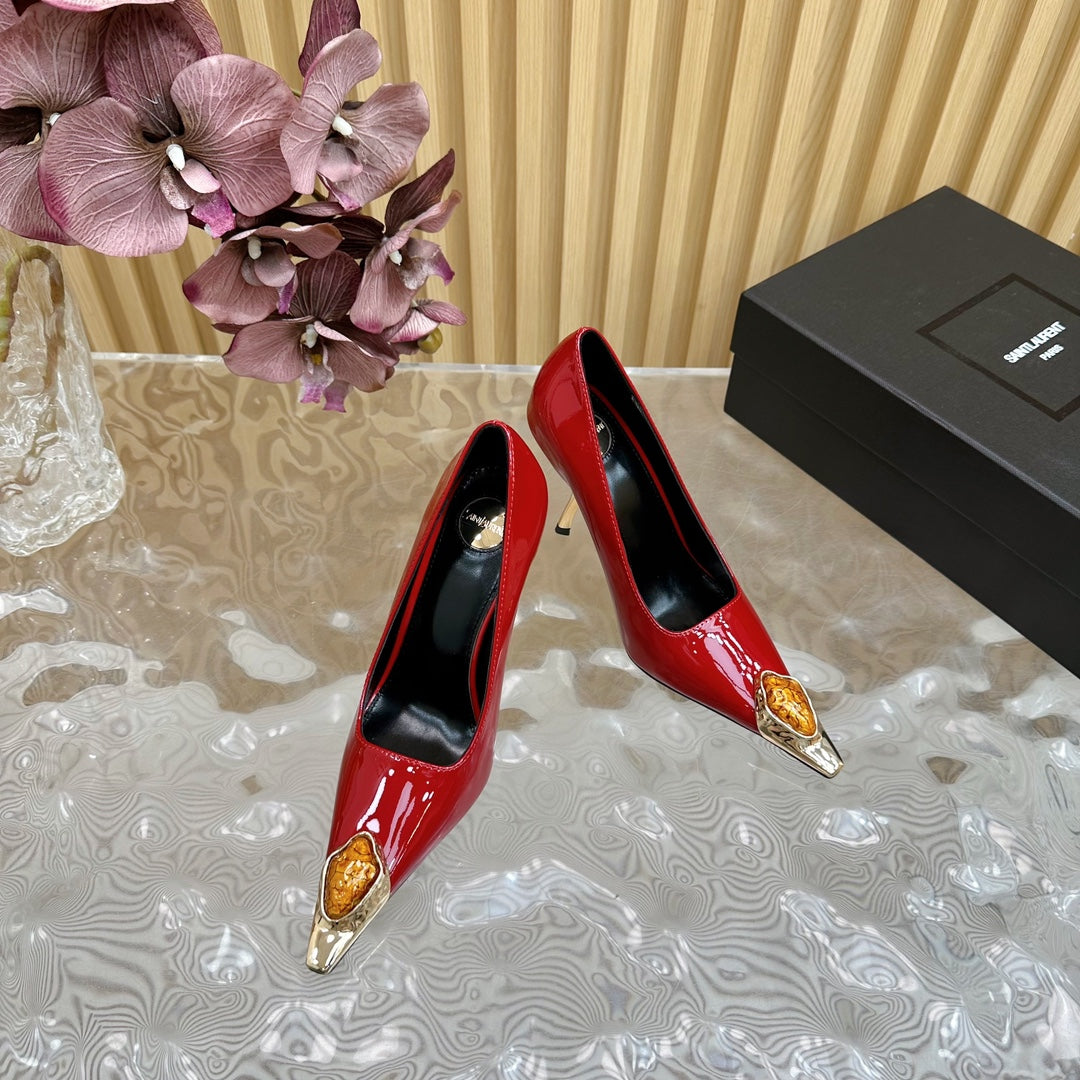 ORANGE GEM-STUDDED HIGH PUMPS IN RED PATENT CALFSKIN