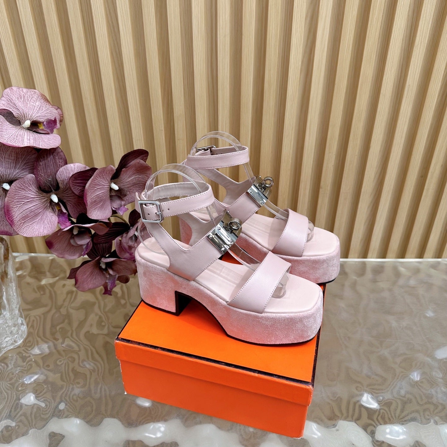 HM 25S CLASSIC WEDGE SANDALS 70 MM IN LIGHT PINK LAMBSKIN WITH SILVER HARDWARE