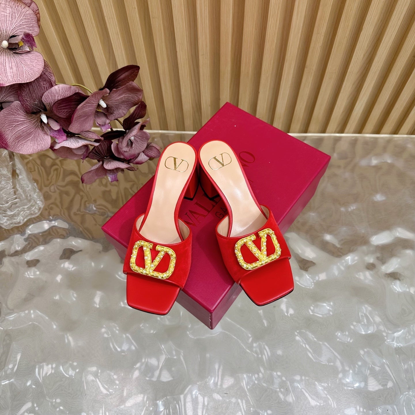 VALENTINO 25S HIGH-HEEL MULES 60 MM IN RED VELVET AND CALFSKIN WITH GOLD HARDWARE