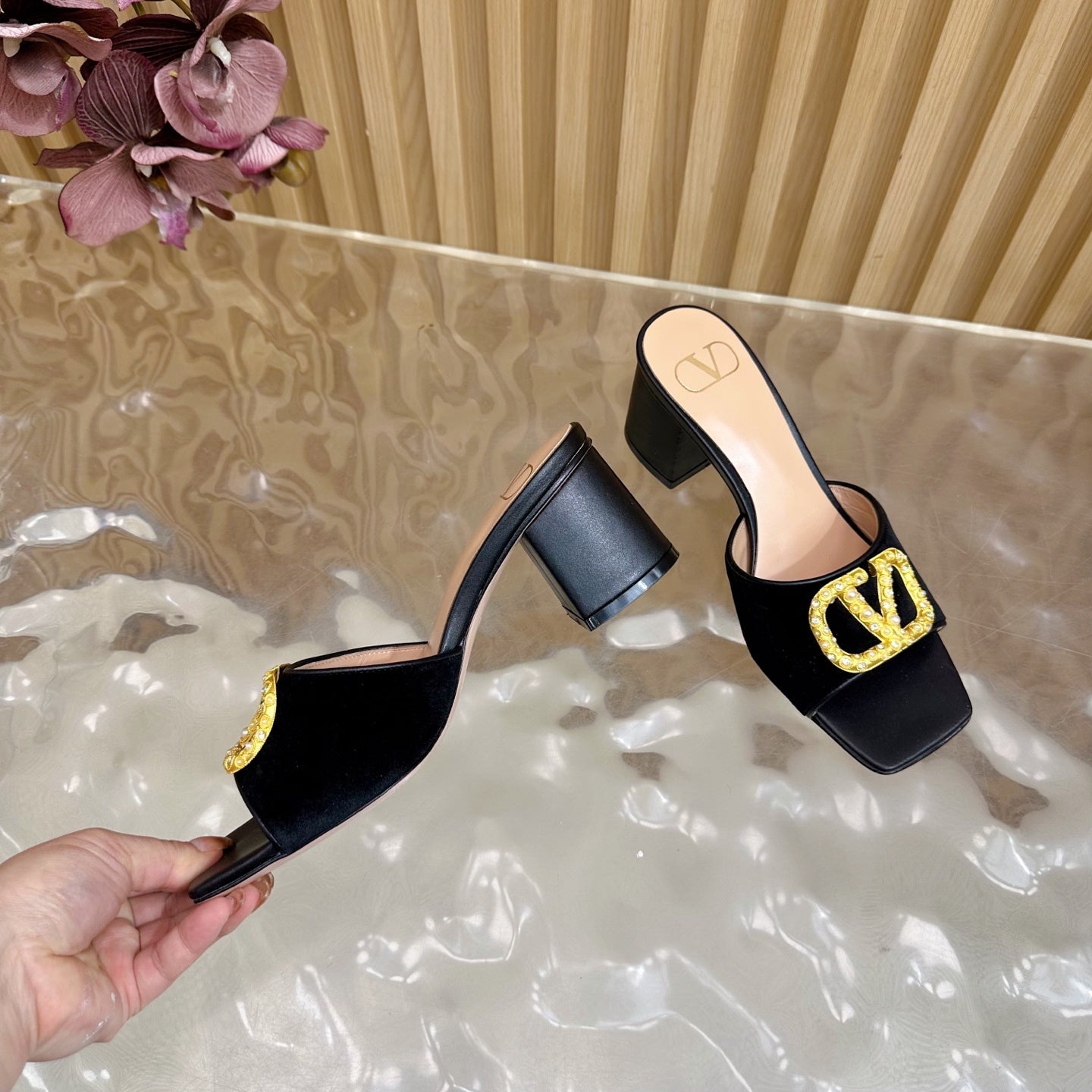 VALENTINO 25S HIGH-HEEL MULES 60 MM IN BLACK VELVET AND CALFSKIN WITH GOLD HARDWARE