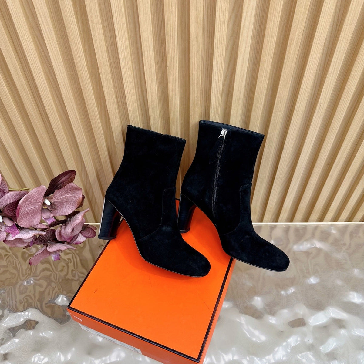 HM 25S ANKLE BOOTS 70 MM IN BLACK SUEDE