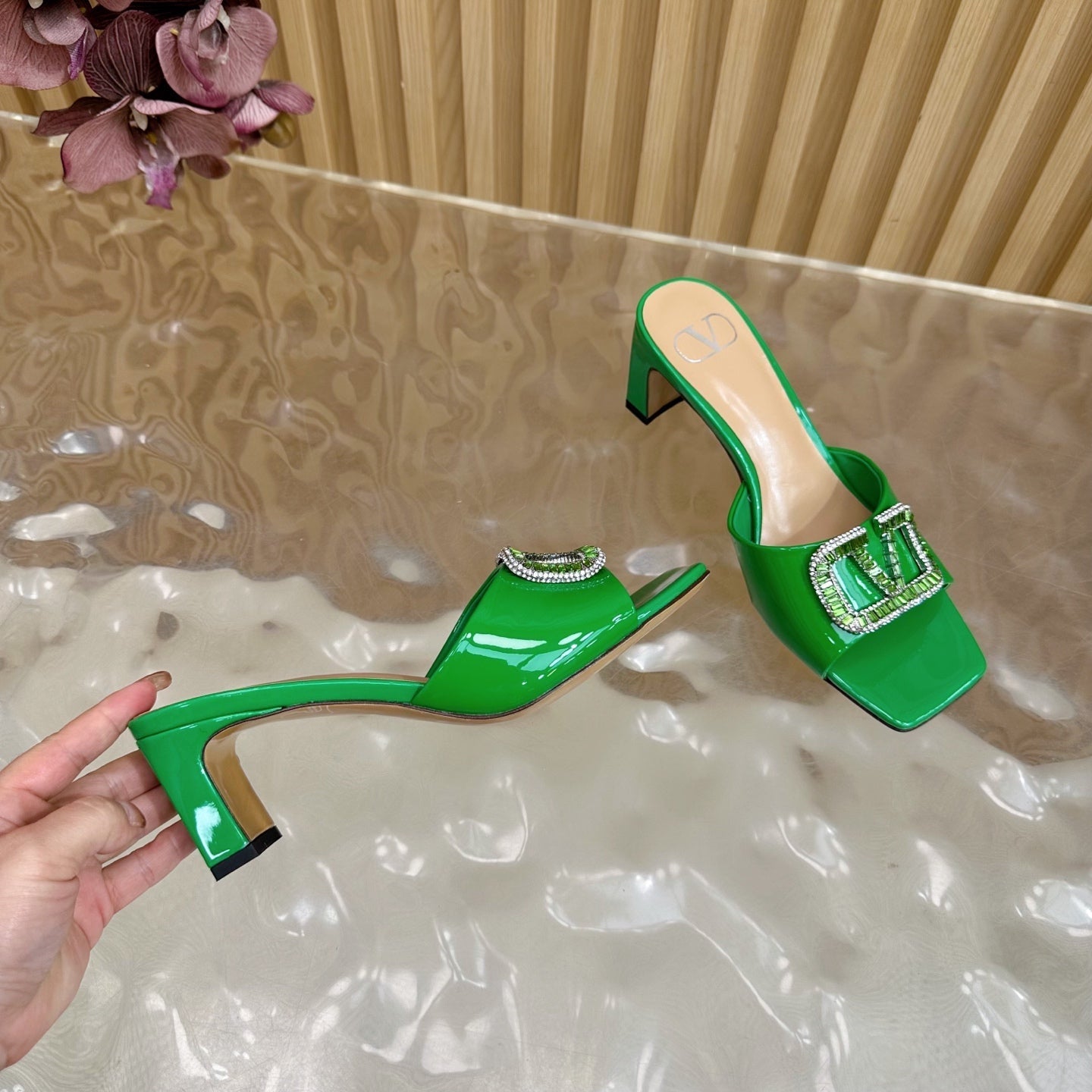 VALENTINO 25S HIGH-HEEL MULES 60 MM IN GREEN PATENT CALFSKIN WITH CRYSTAL-EMBELLISHED STRAP